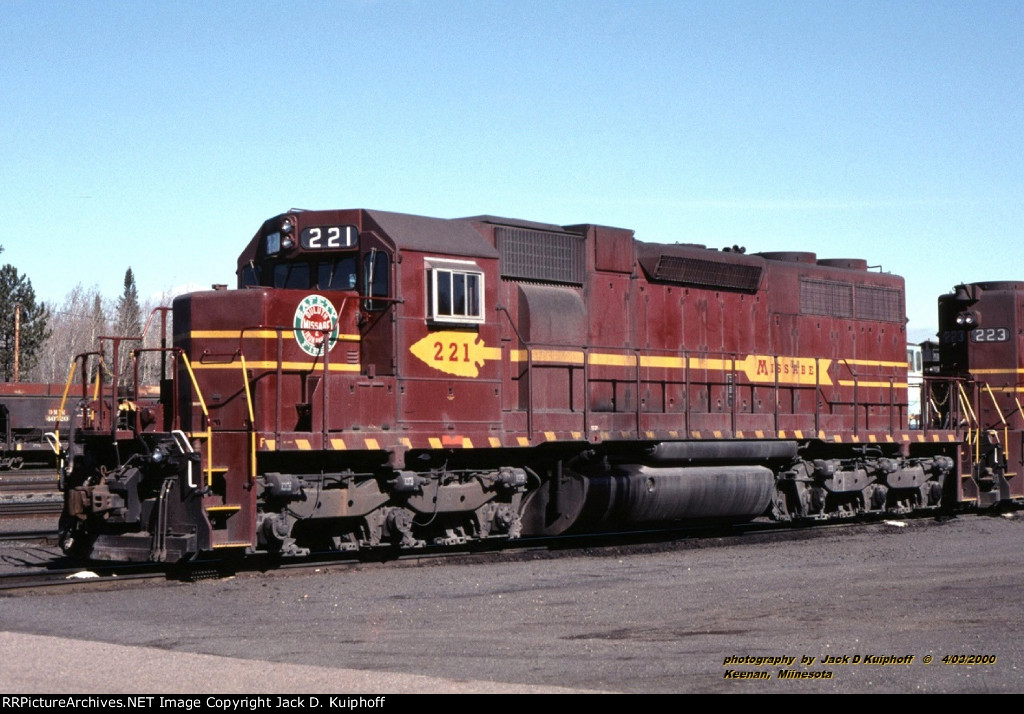 DM&IR SD38DC 221, at Keenan, Minnesota. April 3, 2000. 